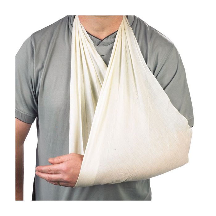 CLICK MEDICAL 30gms NON WOVEN TRIANGULAR BANDAGE - White CLICK MEDICAL 30gms NON WOVEN TRIANGULAR BANDAGE - White