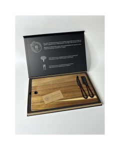 SCX.design K06 cheese board and knives set
