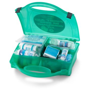 DELTA BS8599-1 MEDIUM WORKPLACE FIRST AID KIT - Green